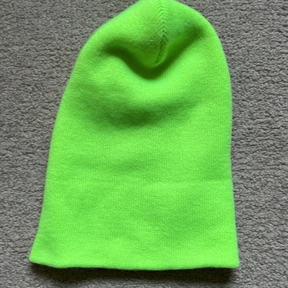 Neon yellow toque - Picture 3 of 8